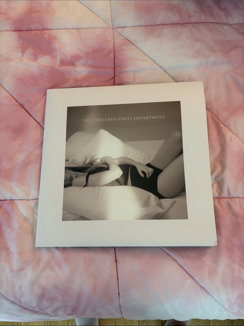 Signed Taylor Swift Tourtured Poet Department Vinyl - Picture 2 of 3
